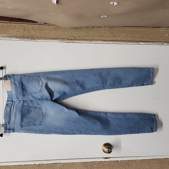 Jeans - Picture 2 of 3
